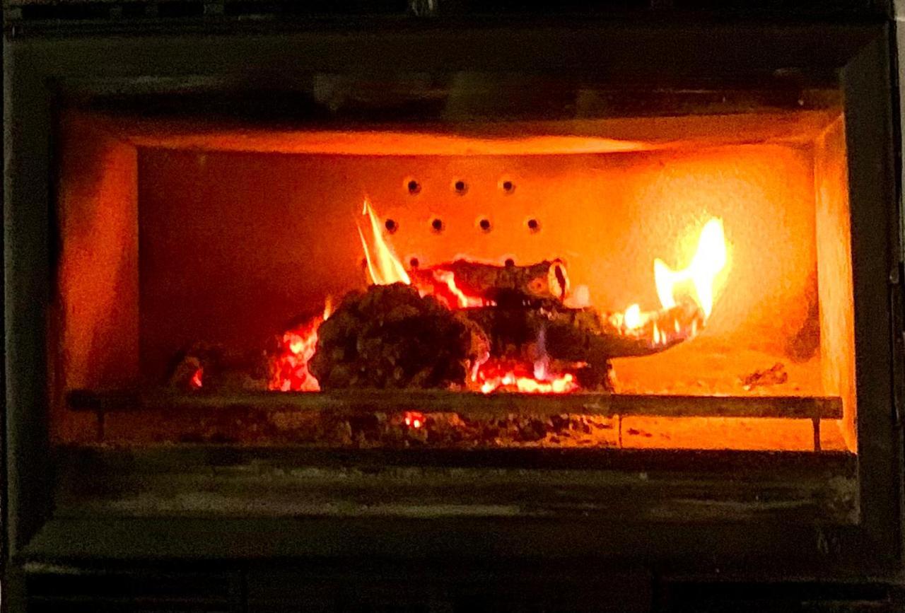 Apartamento Alojamiento con amplio salón y chimenea. Valverde  Exterior foto